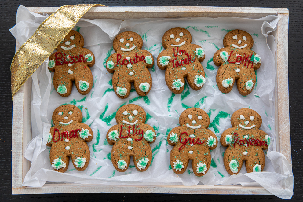 15 Amazing Edible Gifts For Everyone On Your Christmas List - gingerbread men