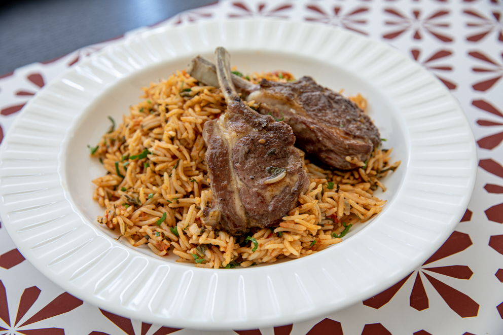 lamb cutlet with rice 